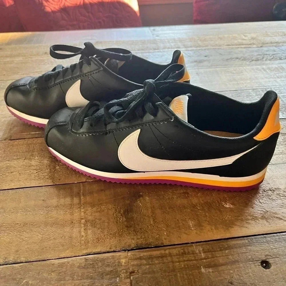 Hard to Find Nike Multi-Color Cortez - Picture 2 of 8